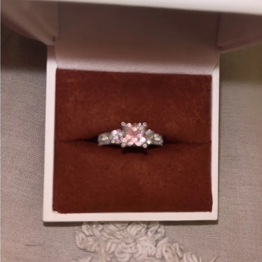 1 Carat Engagement Ring in 14K White Gold Princess Cut Lab Grown